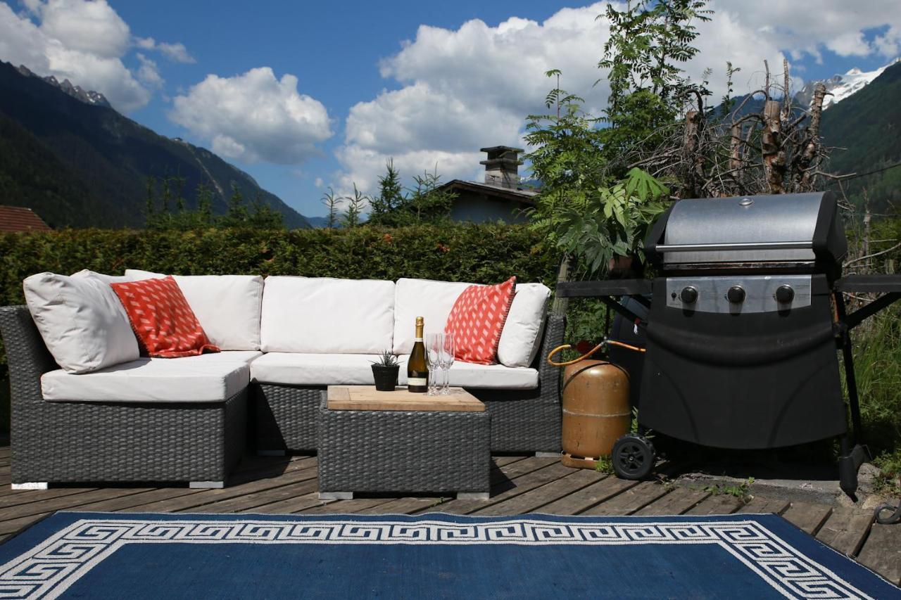 Chamonix Large Chalet, Sleeps 12, 200M2, 5 Bedroom, 4 Bathroom, Garden, Jacuzzi, Sauna Kültér fotó